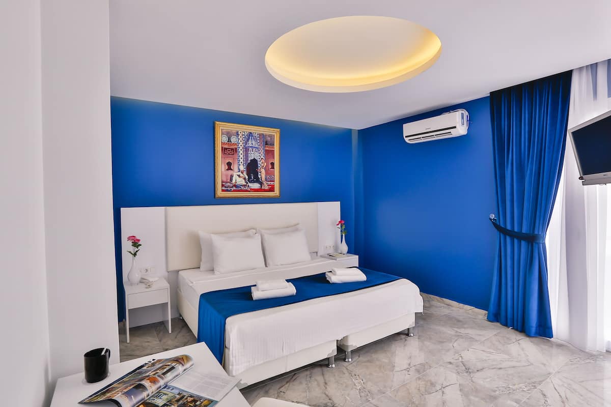 Camera Comfort | Biancheria da letto di alta qualità, minibar, una scrivania
