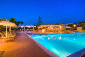 Exterior - Solimar Dias (Rethymno)