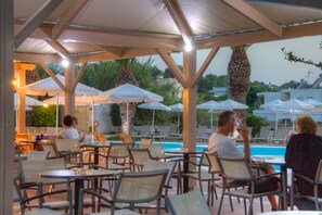 Lunch and dinner served - Solimar Dias (Rethymno)