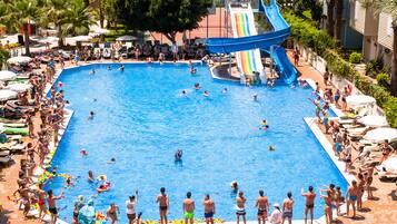 Indoor pool, 2 outdoor pools, pool umbrellas, pool loungers