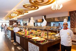 Tägliches inbegriffenes Frühstücksbuffet