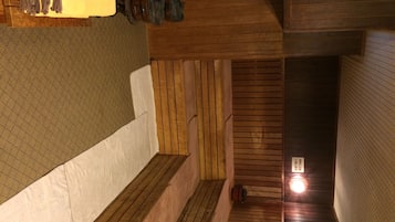 Sauna, soins corporels, massages sportifs, gommages corporels