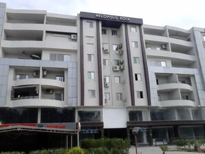 Front of property - Heliopolis Rock Residence (Cairo)