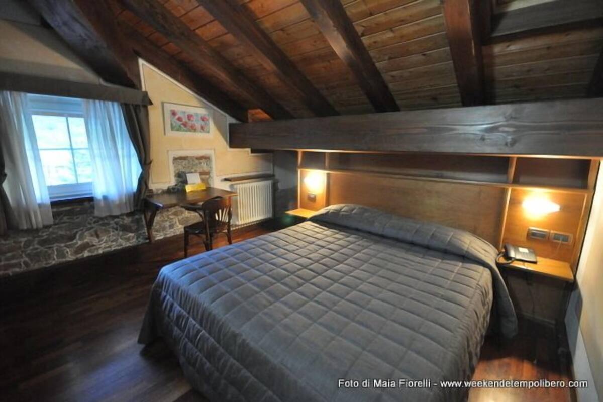 double or twin room | safe