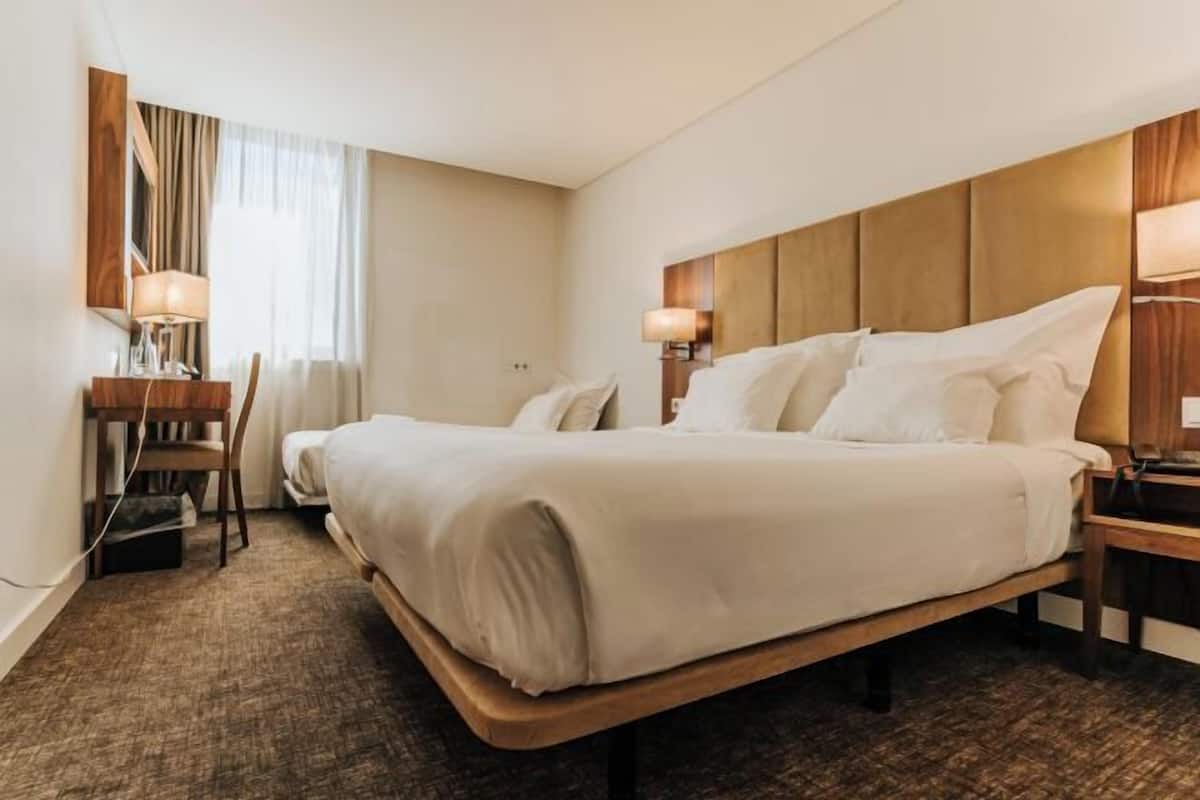 Minibar, in-room safe, desk, soundproofing