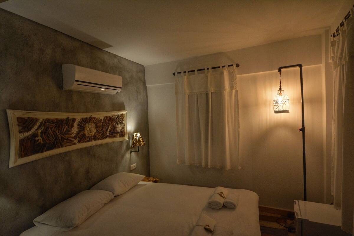 Standard Double or Twin Room, Sea View (Sinek 8) | Premium bedding, free minibar, in-room safe, individually decorated