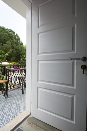 Standard Room, City View (Dumen 8) | Terrace/patio