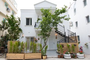 Standard Room, City View, Ground Floor (Rulet 8) | Property entrance