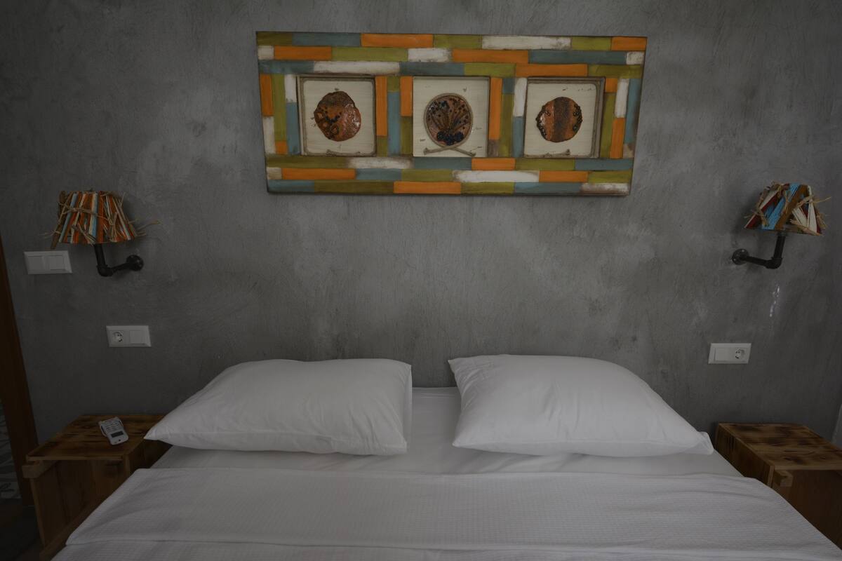 Standard Double or Twin Room, City View, Ground Floor (Plak 8) | Premium bedding, free minibar, in-room safe, individually decorated