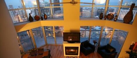 Flat-screen TV, fireplace