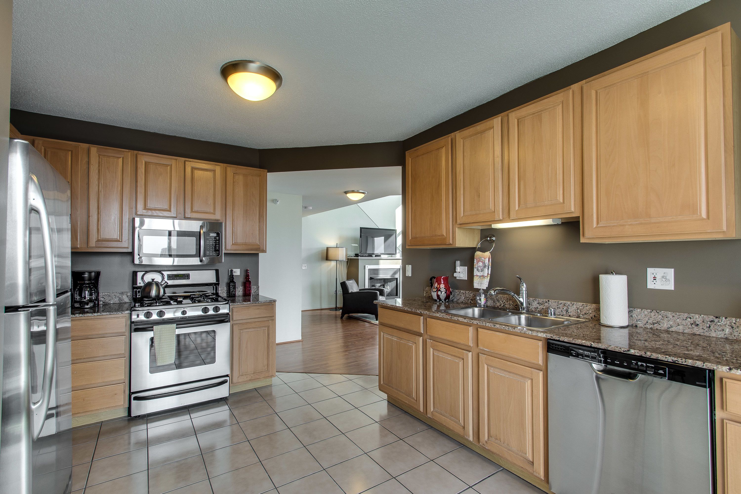 penthouse 3  | 1 bedroom, premium bedding, desk, iron/ironing board