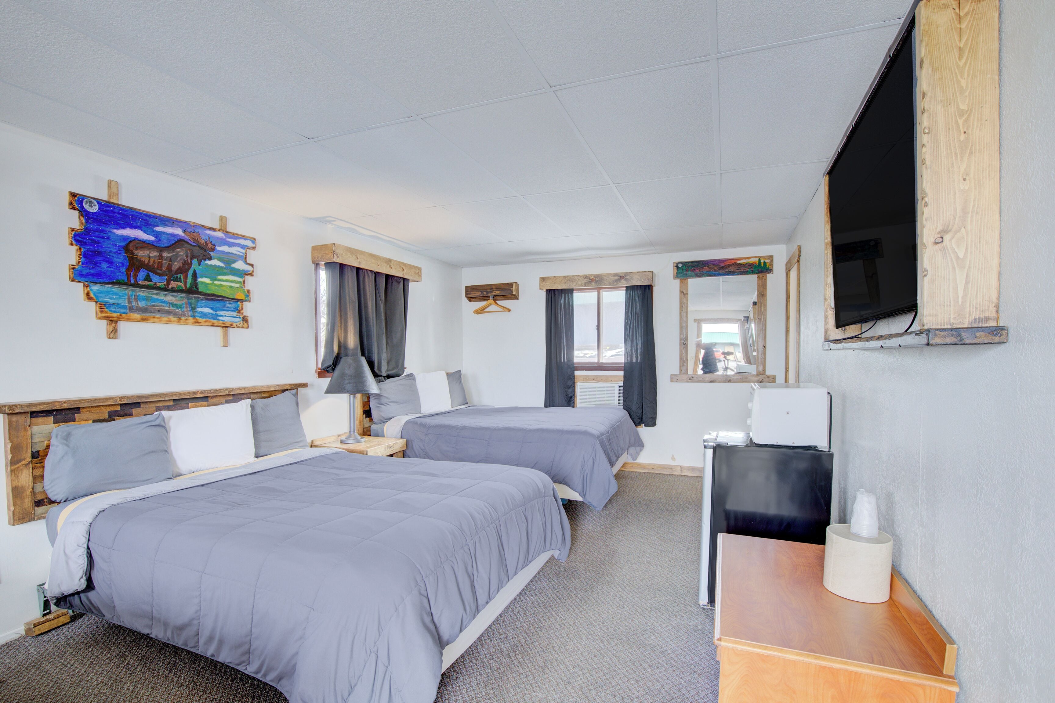 客房 (3 Queen Bed) | 書桌、熨斗/熨衣板、免費無線上網、床單