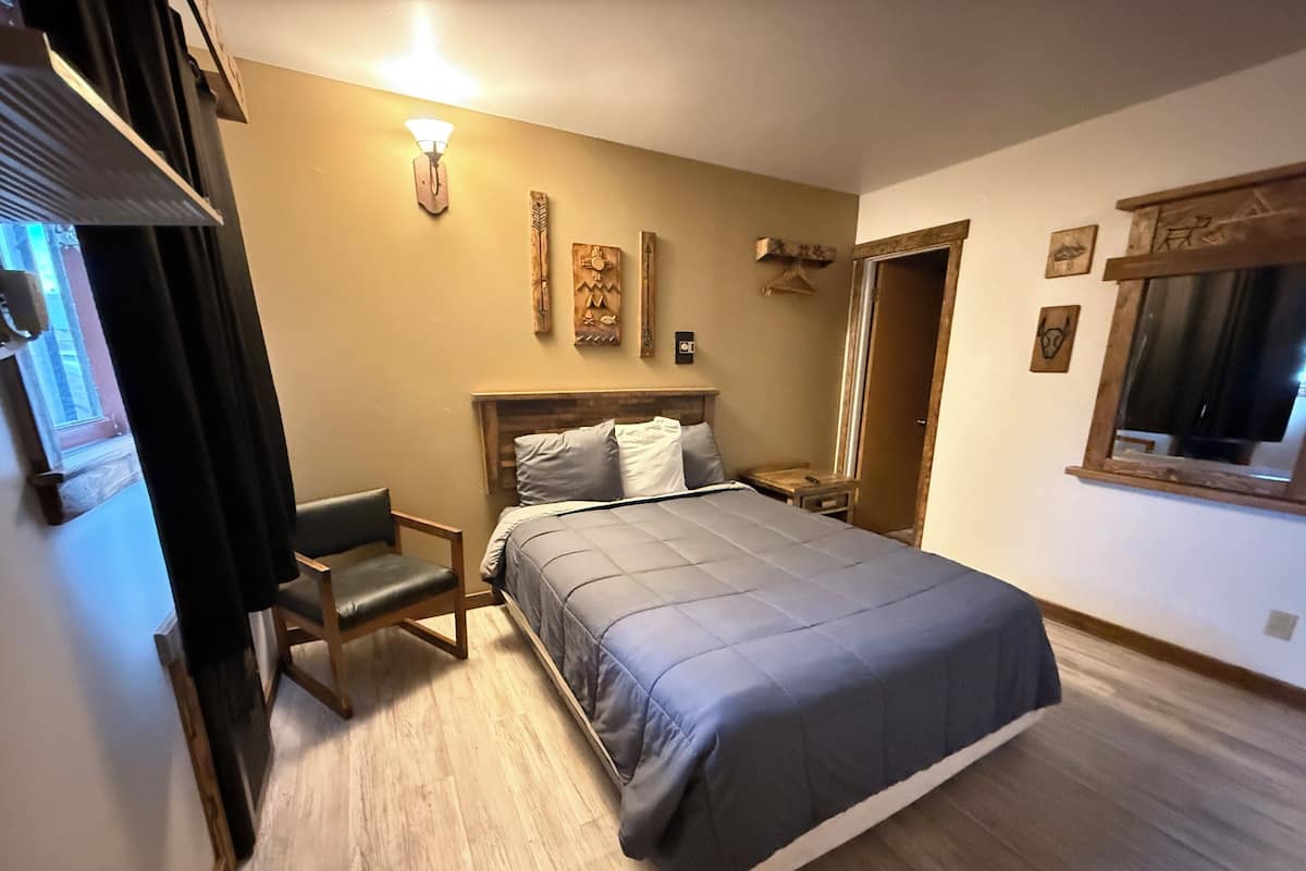 Chambre, 1 grand lit, non-fumeur