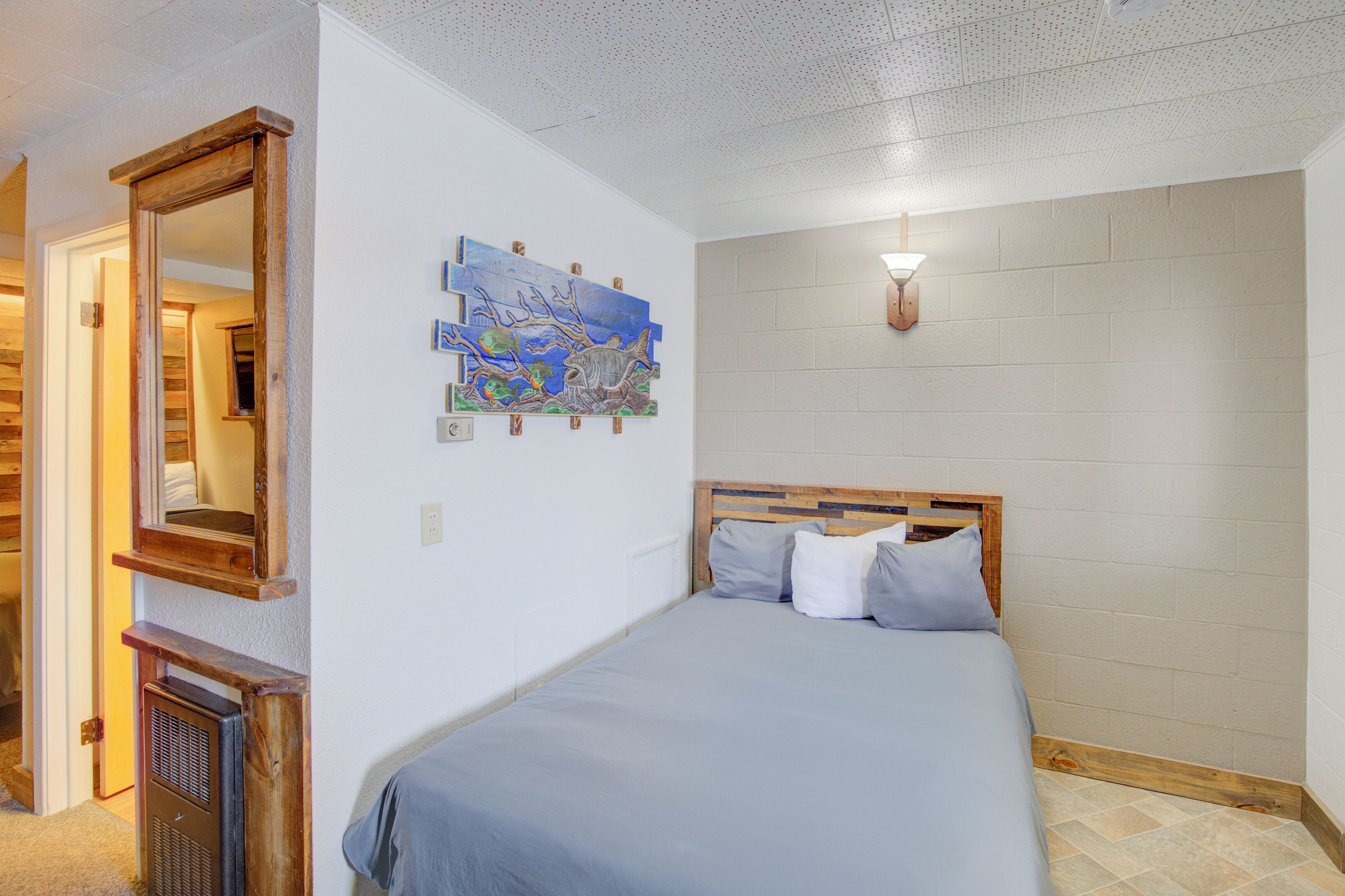 書桌、熨斗/熨衣板、免費無線上網、床單