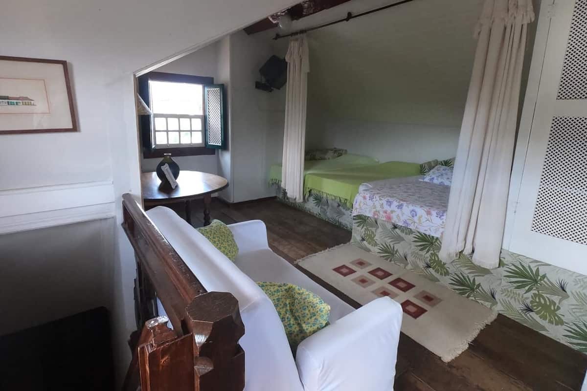 Quarto família | Frigobar, individualmente decorados, cortinas blackout