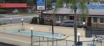 Dunedin Cove Motel