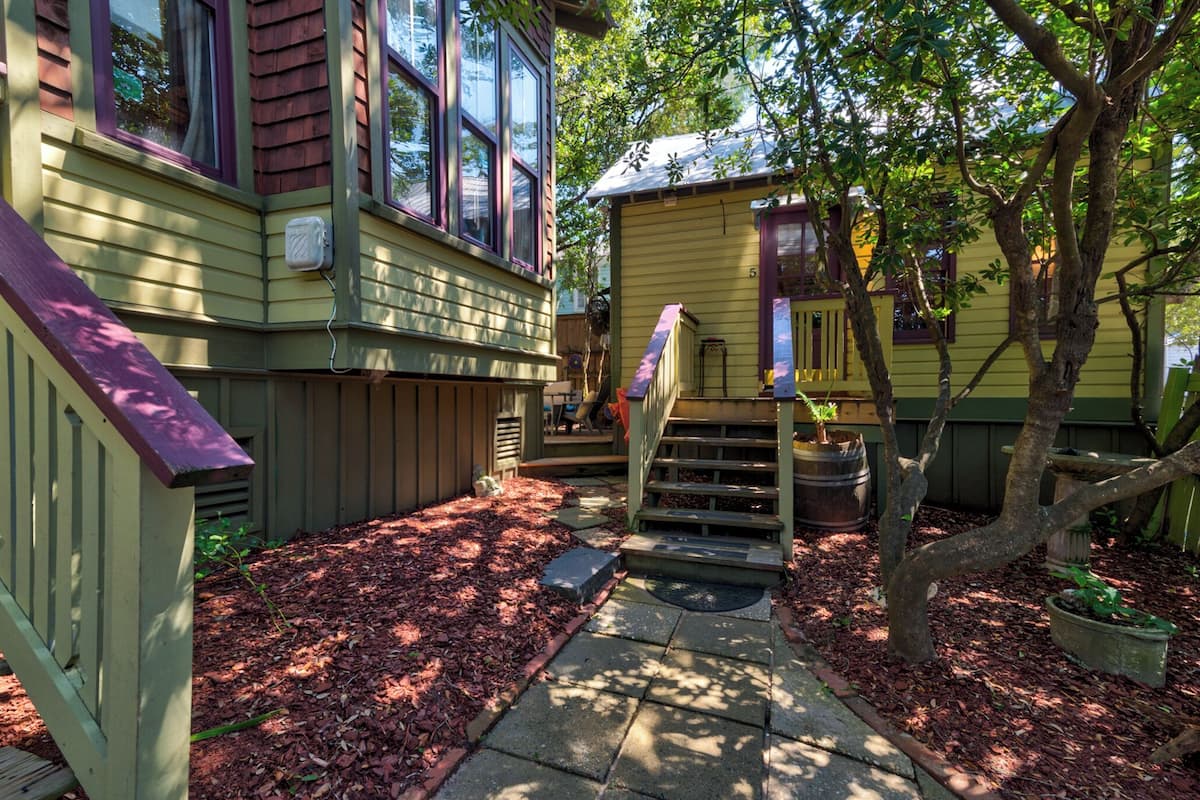 Standard-mökki, 1 makuuhuone, tupakointi kielletty (Secret Cottage) | Yksilöllisesti sisustettu, silitysrauta/-lauta, ilmainen Wi-Fi