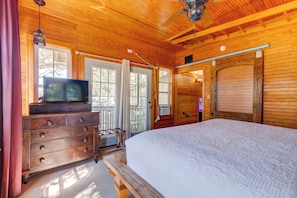 Standard Room, 1 Bedroom, Non Smoking (King's Tower Suite) | Terrace/patio