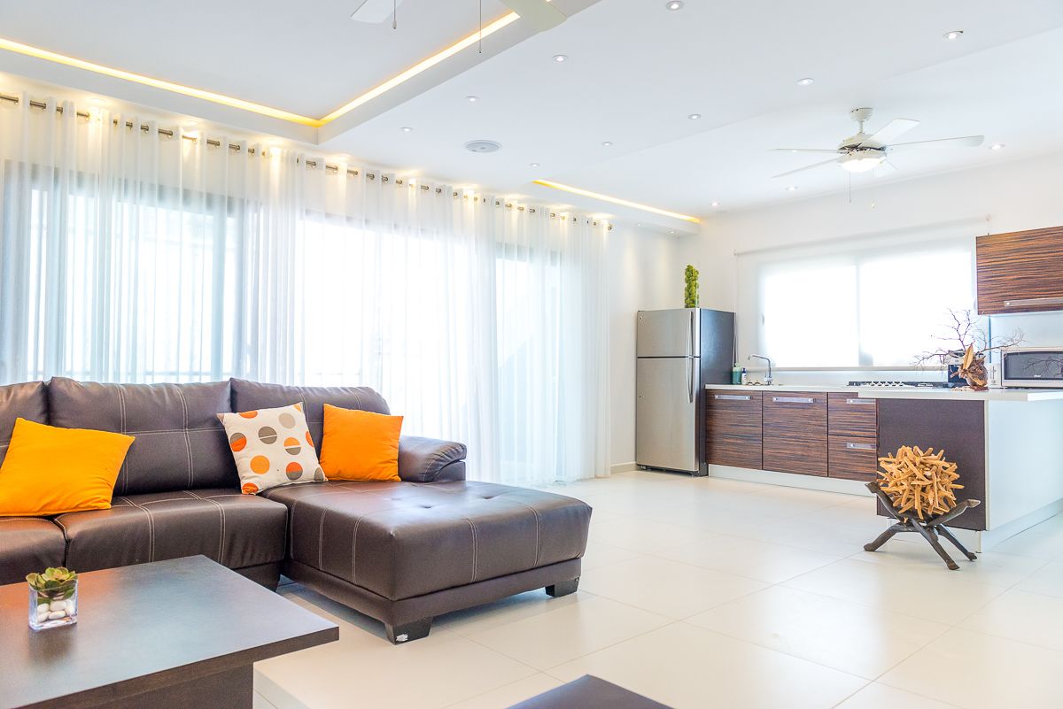 penthouse, 4 bedrooms, jetted tub, ocean view  - breakfast included in first 7 nights | living area | flat-screen tv