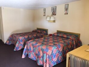 Standard Room | Desk, free WiFi, bed sheets