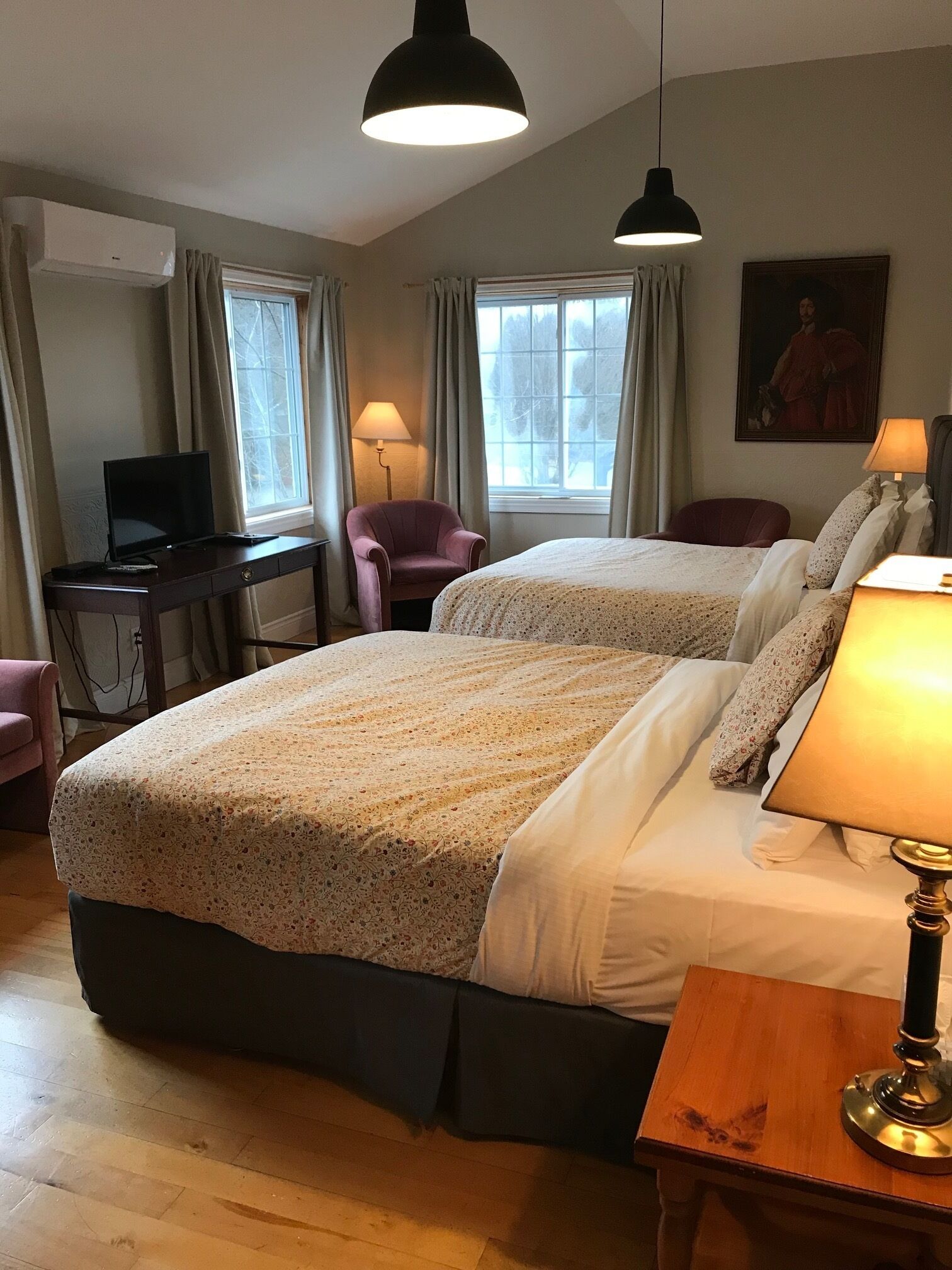 룸, 퀸사이즈침대 2개 | 다리미/다리미판, 무료 WiFi