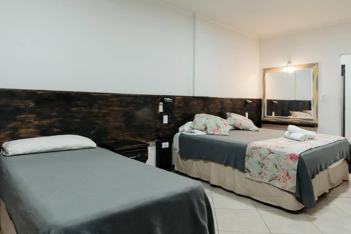 Caja fuerte, wifi gratis, ropa de cama