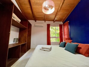 In-room safe, free WiFi, bed sheets - Rainforest Hotel & Cabañas (Puerto Iguazú)