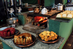 Free daily buffet breakfast