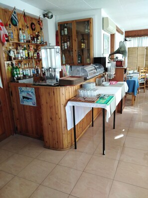 Breakfast buffet - Hippocampus Hotel (Aegina)