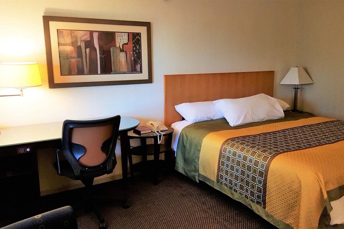 Premium bedding, desk, free WiFi, bed sheets