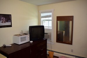 Standard Room | Living area