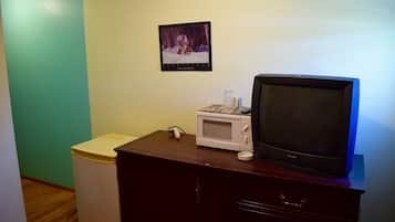 Standard Room | Free wired internet