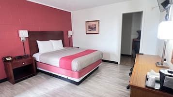 Habitación estándar, 1 cama de matrimonio, no fumadores | Escritorio y wifi gratis