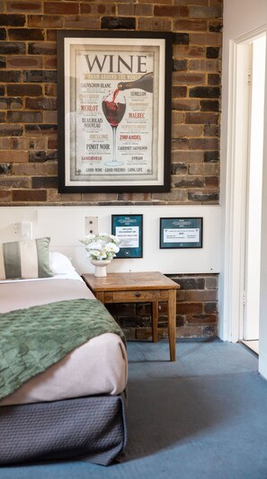 Standard Room | Free WiFi, bed sheets