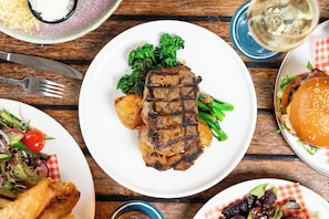 Food and drink - Hornsby Inn (Hornsby)
