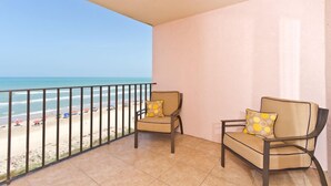 Condo, 2 habitaciones, 2 baños, vista a la playa | Balcón