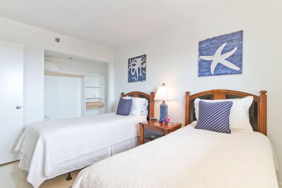Apartamento, 2 habitaciones, 2 baños, vistas a la playa | 2 dormitorios y wifi gratis