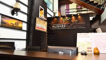 Mostrador para check-in y check-out