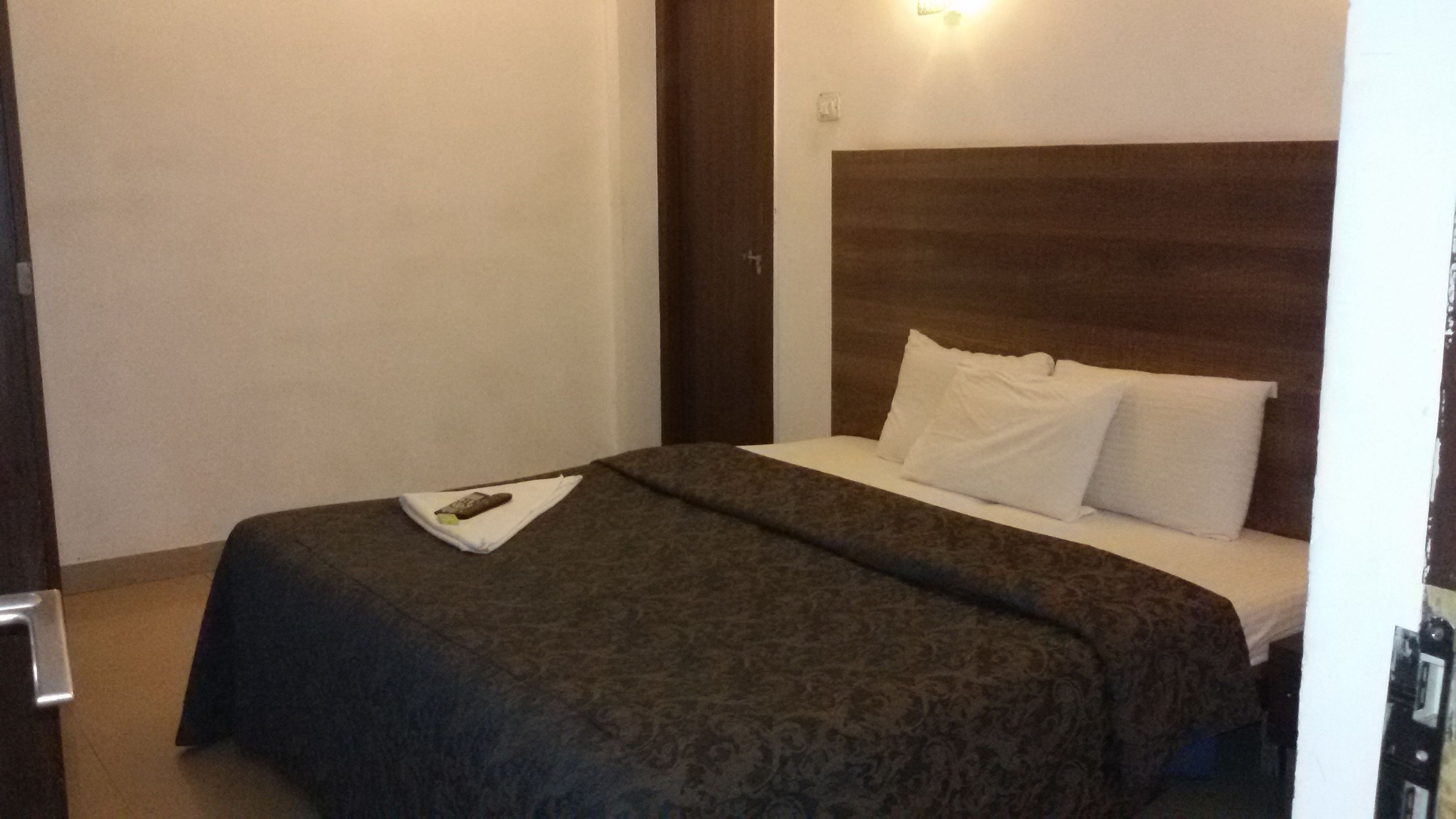 Executive Double or Twin Room, 1 Double Bed, City View | Desk, soundproofing, free WiFi