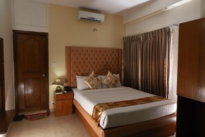 View from room - Hotel Dhaka Garden Inn (Dhaka)