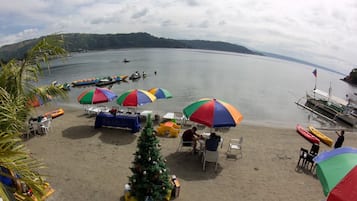 Private beach, beach towels, kayaking