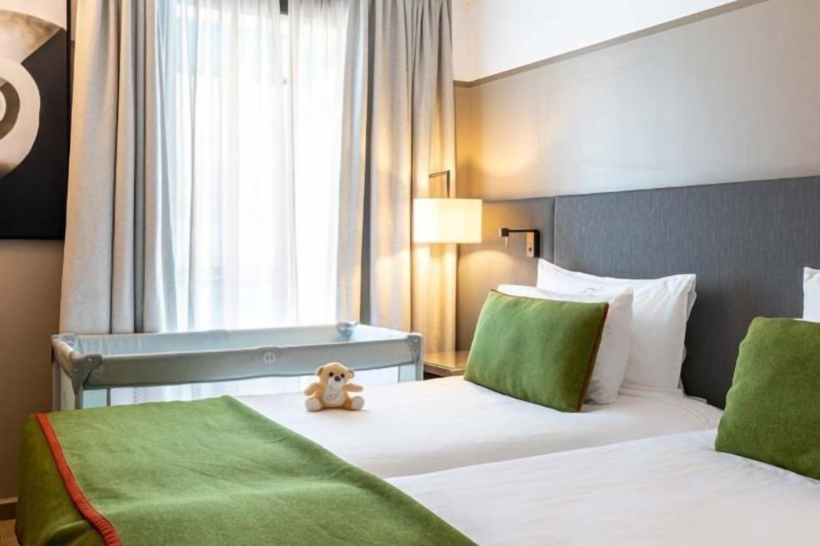 1 bedroom, premium bedding, in-room safe, desk