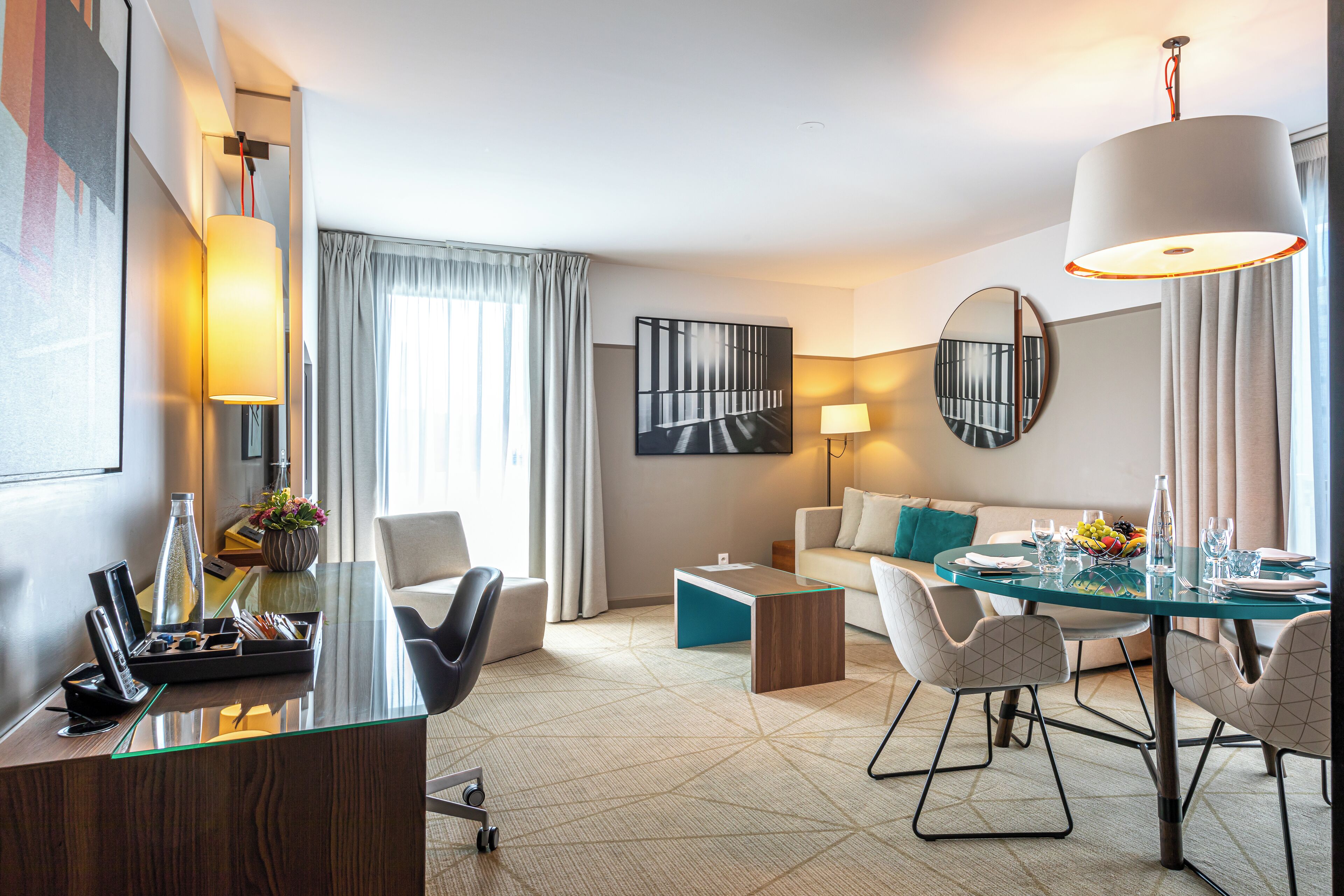 Executive Suite, 2 Bedrooms | Living area