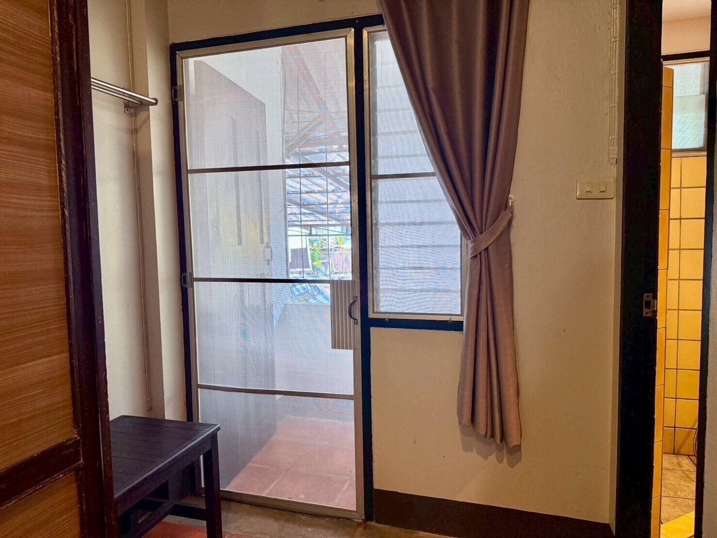 Zweibettzimmer | Schreibtisch, Verdunkelungsvorhänge, kostenloses WLAN, Bettwäsche