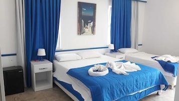 Minibar, caja de seguridad en la habitación, wifi gratis y ropa de cama 