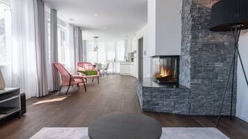 Bộ đồ giường cao cấp, két bảo mật tại phòng, màn/rèm cản sáng