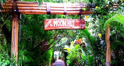 Moonhut Bungalows