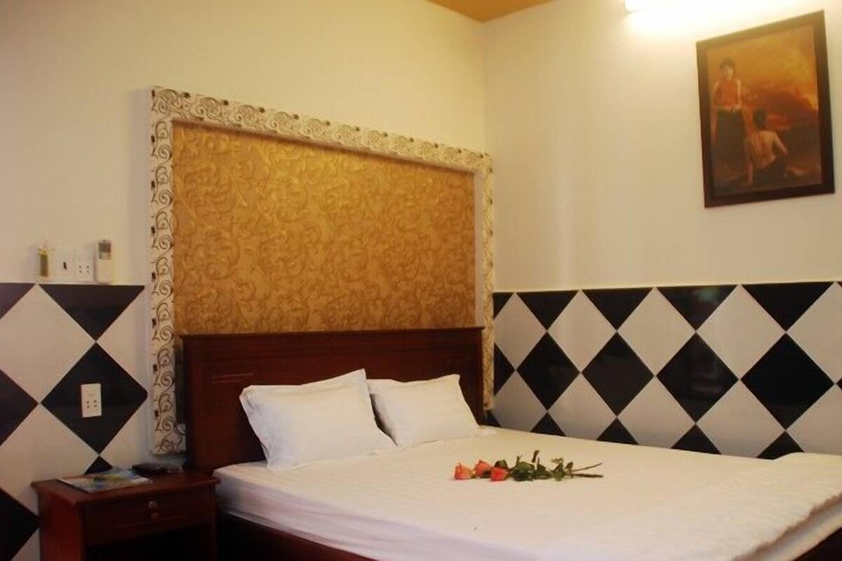 Standard Double Room Single Use | 1 bilik tidur, bar mini, meja, kalis bunyi 