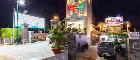 Fachada da propriedade