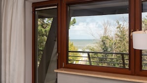 LUX Room, See View